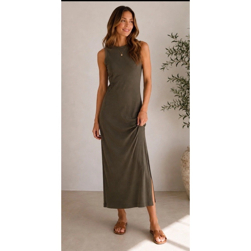 Vuori Pose Modern Maxi Dress Small Olive Green Ribbed Ruched Sleeveless Mock